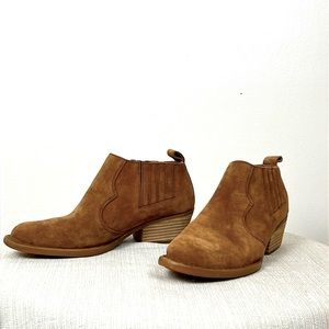 Born Suede Bootie. 10 M. Dark camel tan